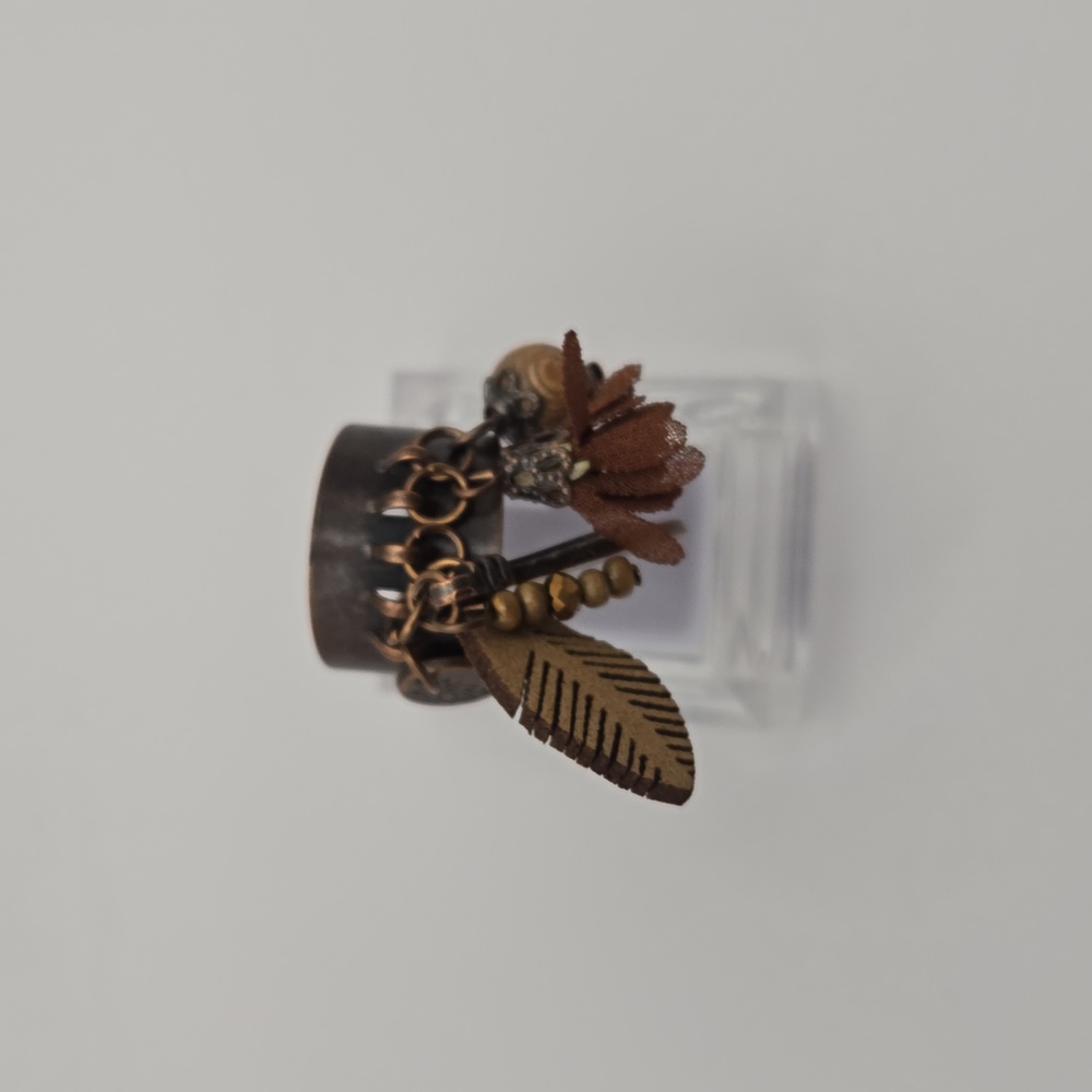 ### NWT-- Unique Vintage Tassel Ring - Picture 6 of 6